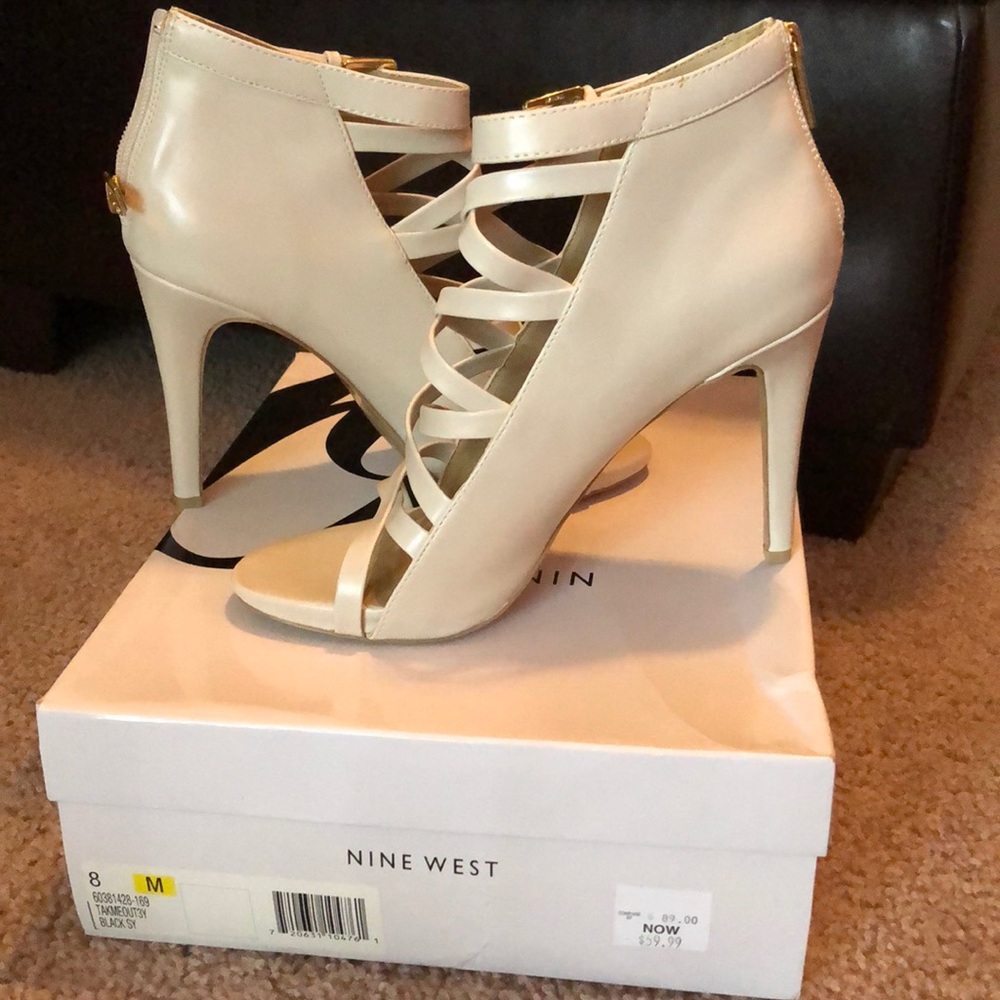 ❌SOLD❌. Never Worn Nine West 💛